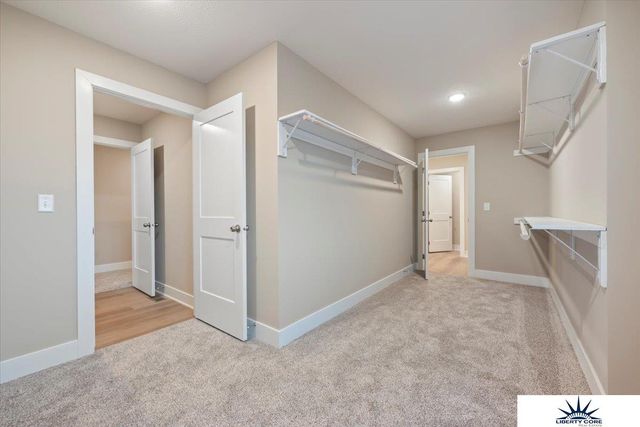 6914 Flint Drive, Papillion, NE 68046