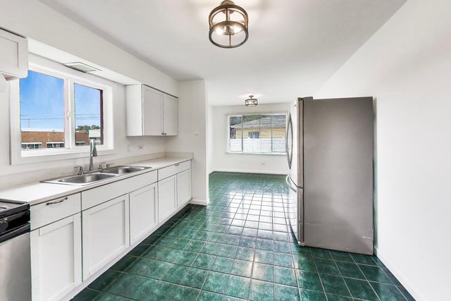 10128 Parke Avenue, Oak Lawn, IL 60453