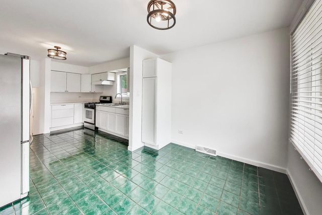 10128 Parke Avenue, Oak Lawn, IL 60453