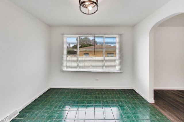 10128 Parke Avenue, Oak Lawn, IL 60453