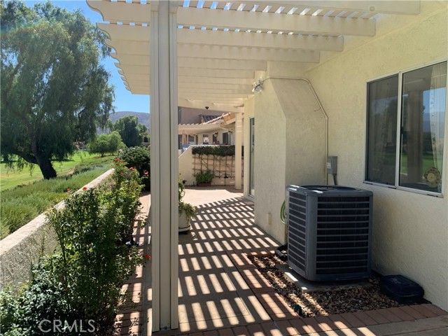 1024 Pine Valley, Banning, CA 92220