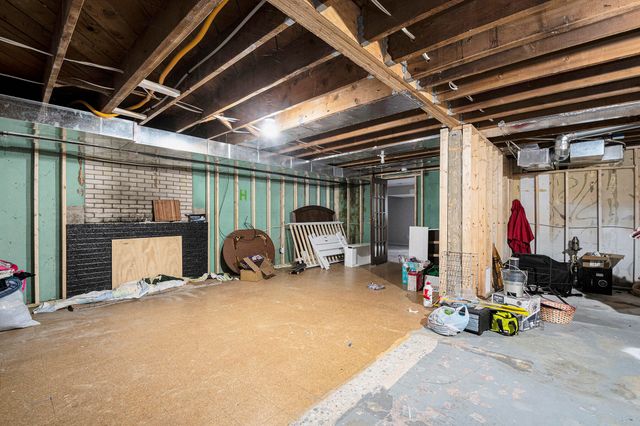 3041 Burton Street Se, City Of Grand Rapids, MI 49546