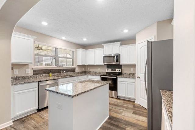 1626 Calcutta Dr, Murfreesboro, TN 37128