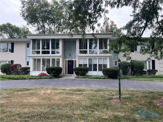 4057 Hillandale Road, 4, Ottawa Hills, OH 43606