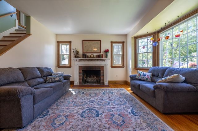 37 Fuller Avenue, Webster, NY 14580