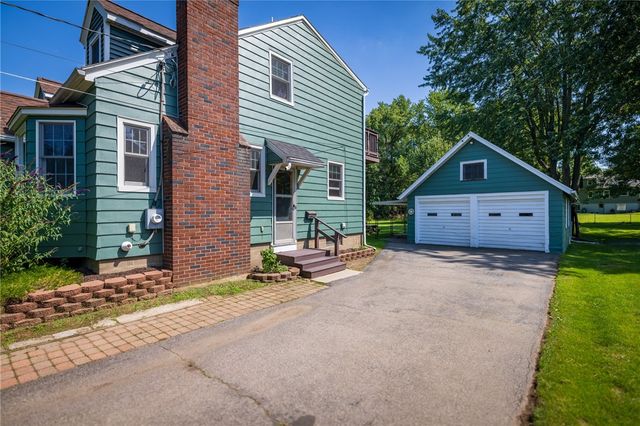 37 Fuller Avenue, Webster, NY 14580