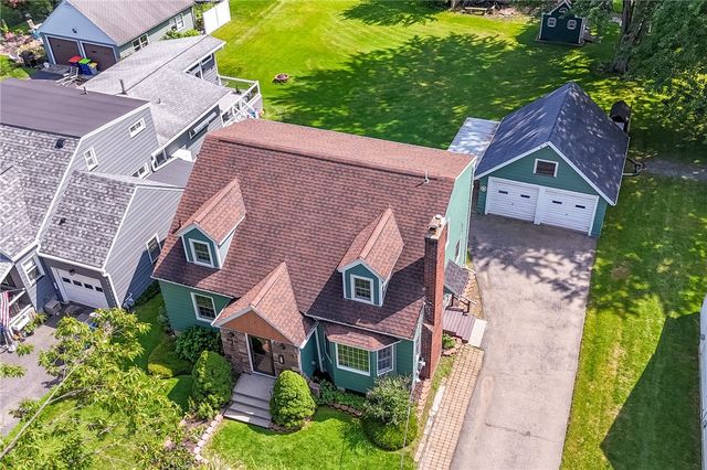 37 Fuller Avenue, Webster, NY 14580