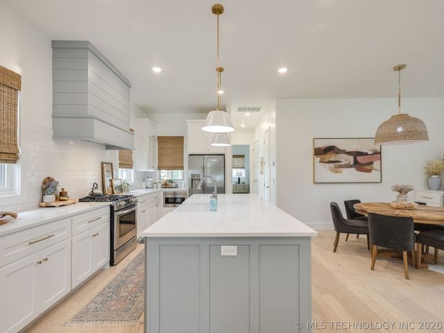 44 Ramble Along Road, Carlton Landing, OK 74432