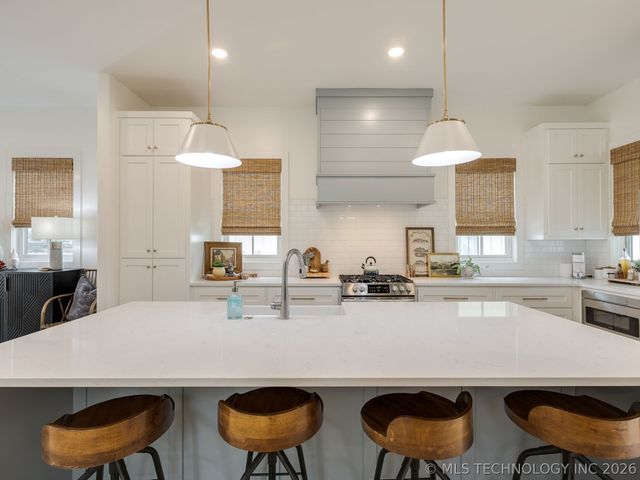 44 Ramble Along Road, Carlton Landing, OK 74432