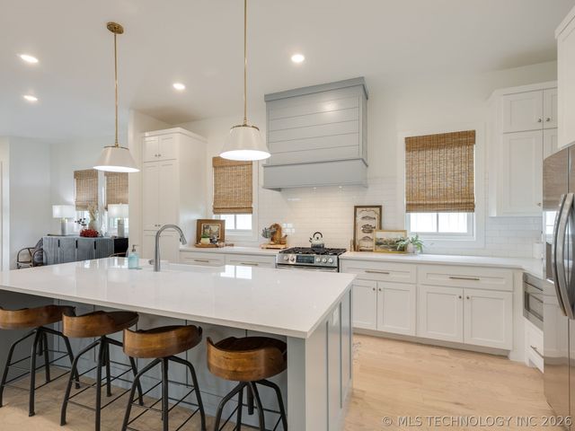 44 Ramble Along Road, Carlton Landing, OK 74432