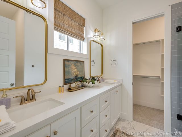 44 Ramble Along Road, Carlton Landing, OK 74432