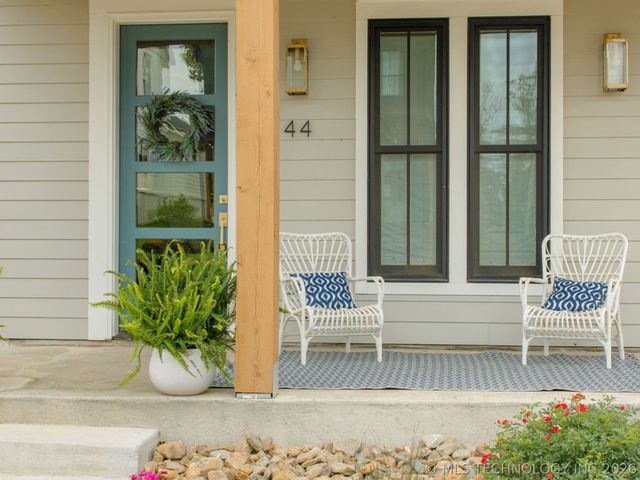 44 Ramble Along Road, Carlton Landing, OK 74432