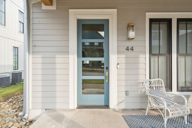 44 Ramble Along Road, Carlton Landing, OK 74432