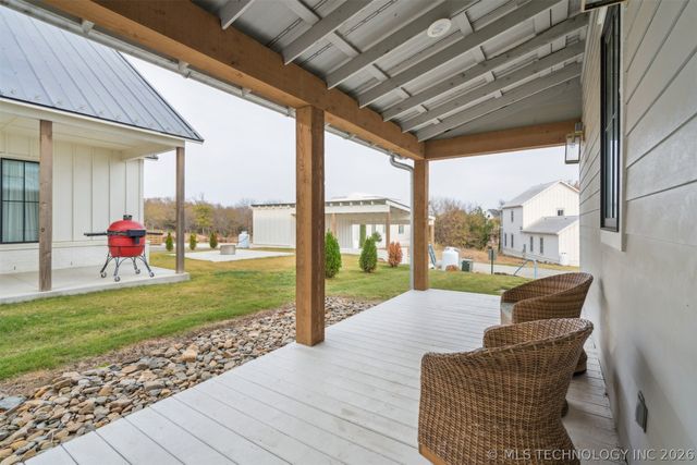 44 Ramble Along Road, Carlton Landing, OK 74432