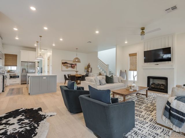 44 Ramble Along Road, Carlton Landing, OK 74432