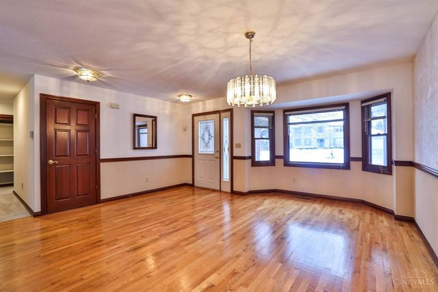 4577 Peakview Court, Liberty Twp, OH 45011