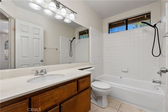 30 San Bonifacio, Rancho Santa Margarita, CA 92688