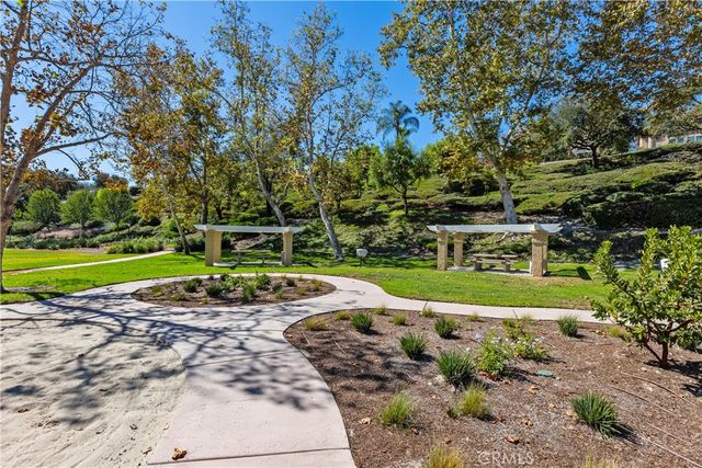 30 San Bonifacio, Rancho Santa Margarita, CA 92688