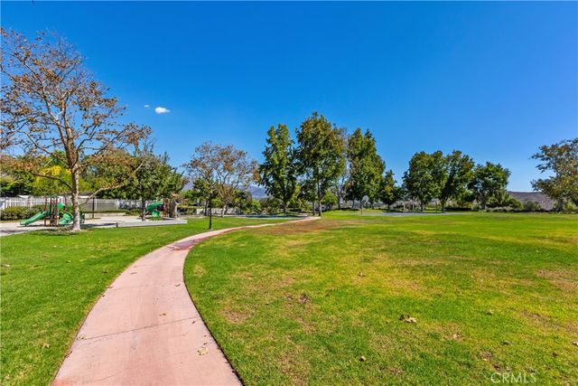 30 San Bonifacio, Rancho Santa Margarita, CA 92688