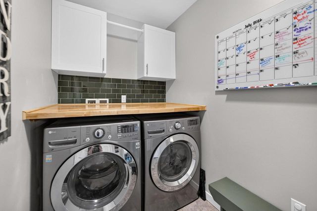 716 Holy Cross Way, Madison, WI 53704