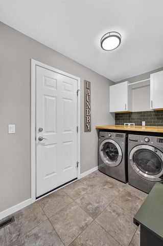 716 Holy Cross Way, Madison, WI 53704