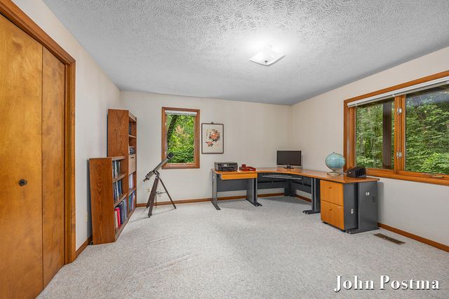 2200 Northridge Drive NE, Grand Rapids, MI 49525