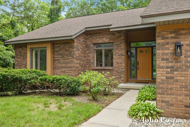 2200 Northridge Drive NE, Grand Rapids, MI 49525