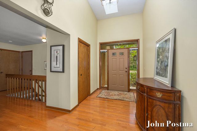 2200 Northridge Drive NE, Grand Rapids, MI 49525