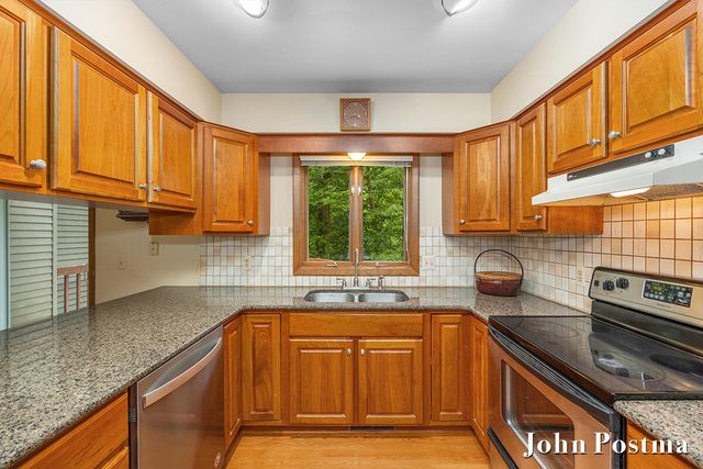 2200 Northridge Drive NE, Grand Rapids, MI 49525