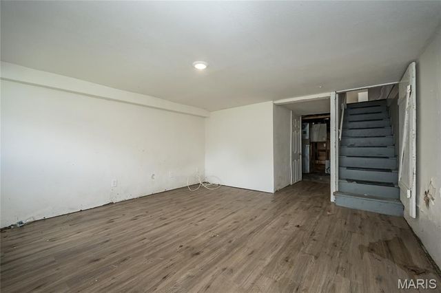 211 Weiss Avenue, St Louis, MO 63125