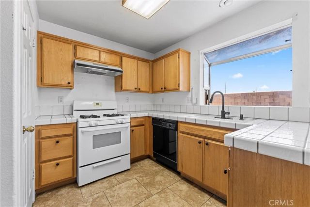 3525 San Jacinto Avenue, Rosamond, CA 93560