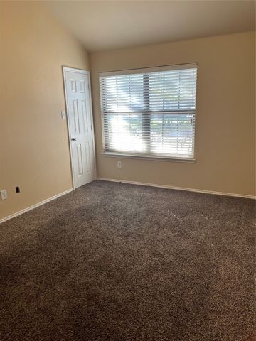 620 Stirrup Bar Drive, Fort Worth, TX 76179