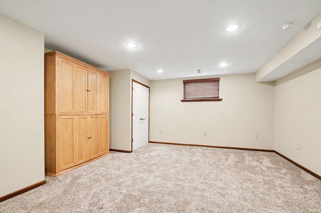30081 Quail Pointe Drive, Granger, IN 46530