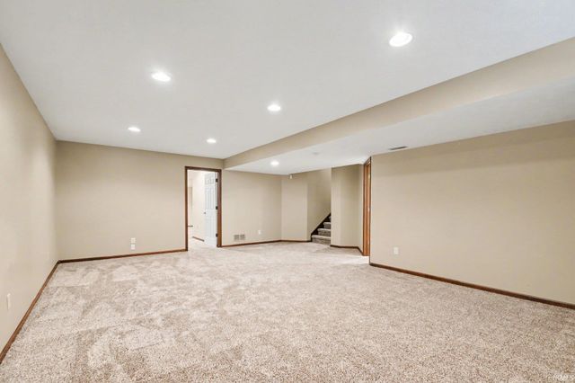 30081 Quail Pointe Drive, Granger, IN 46530