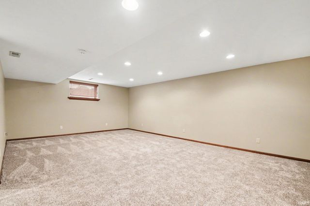 30081 Quail Pointe Drive, Granger, IN 46530