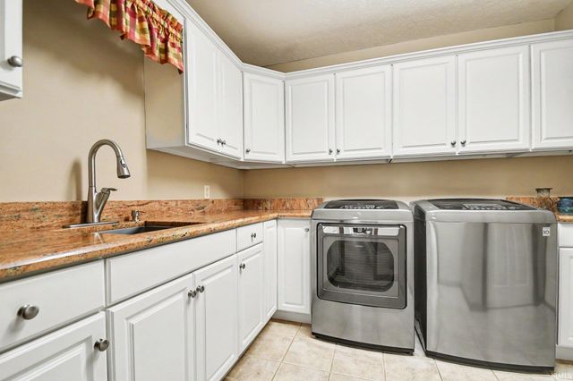 30081 Quail Pointe Drive, Granger, IN 46530