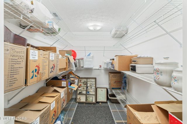 668 Raccoon Valley Rd, Maynardville, TN 37807