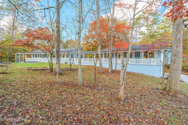 668 Raccoon Valley Rd, Maynardville, TN 37807