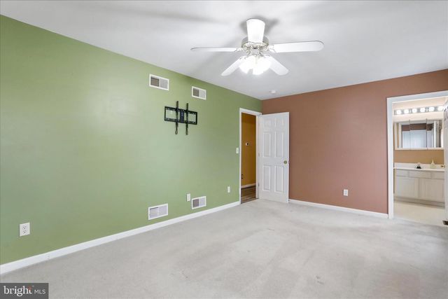 66 TRIBAL CT, Hedgesville, WV 25427