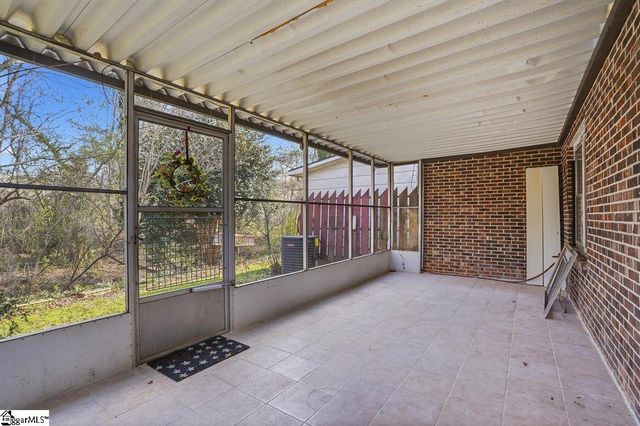 41 Summercreek Drive, Spartanburg, SC 29307