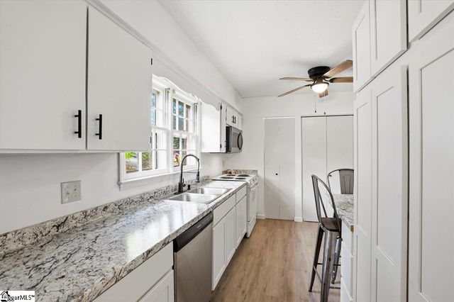 41 Summercreek Drive, Spartanburg, SC 29307