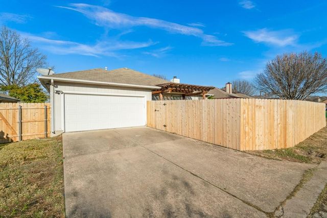 1135 Disraeli CIR, Pflugerville, TX 78660