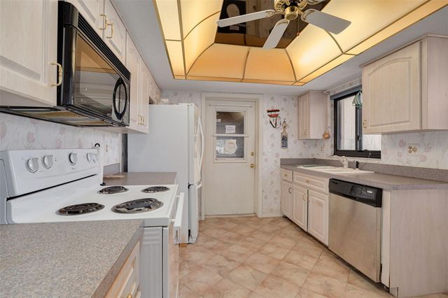 4501 GARNET DRIVE, New Port Richey, FL 34652