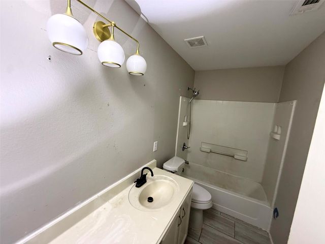 1306 Webb Ferrell Road S, Arlington, TX 76002