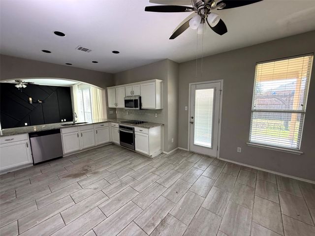 1306 Webb Ferrell Road S, Arlington, TX 76002