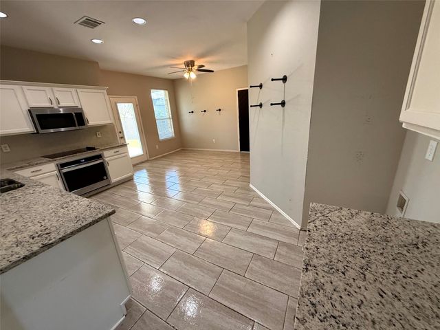 1306 Webb Ferrell Road S, Arlington, TX 76002