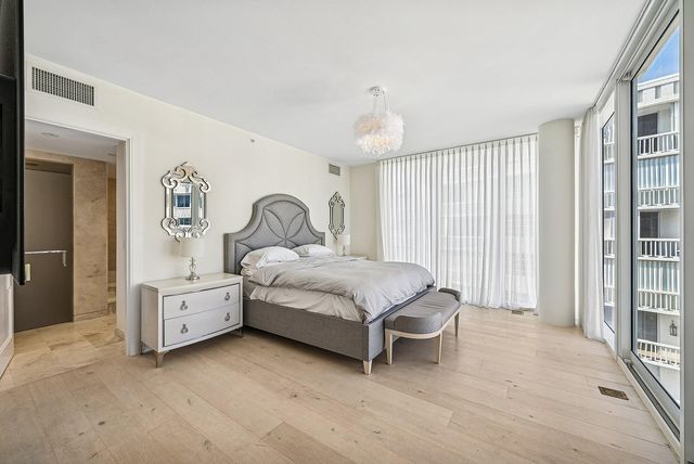 3550 S Ocean Boulevard 5e, South Palm Beach, FL 33480