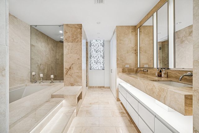 3550 S Ocean Boulevard 5e, South Palm Beach, FL 33480