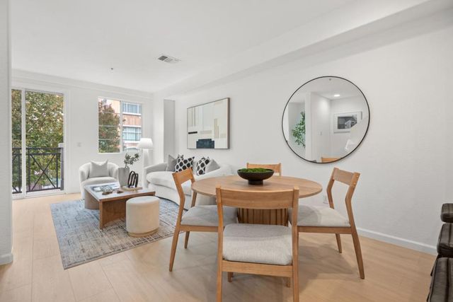 728 City Walk Place 4, Hayward, CA 94541