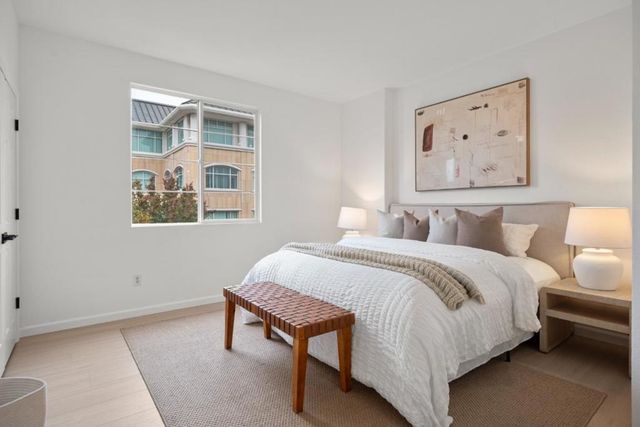 728 City Walk Place 4, Hayward, CA 94541